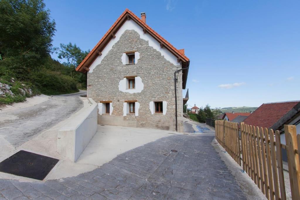 Casa Rural Enekoizar Abaurrea Alta المظهر الخارجي الصورة